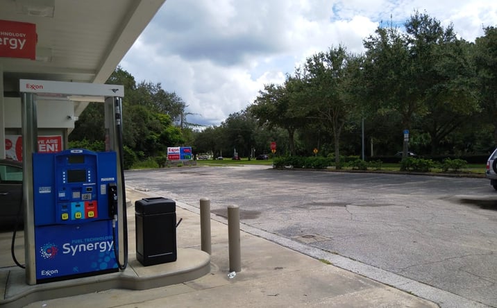 Pictures of Retail property located at 490 W Lake Mary Blvd, Sanford, FL 32773 for sales - image #1