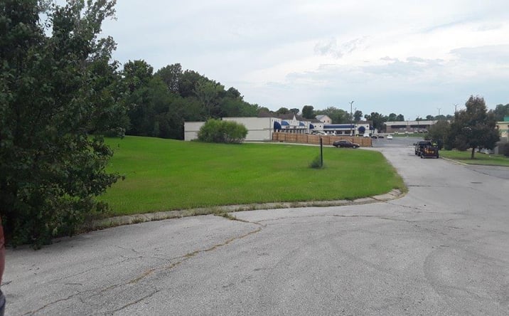 Pictures of Land property located at 17737 E US Hwy 40, Independence, MO 64055 for sales - image #1