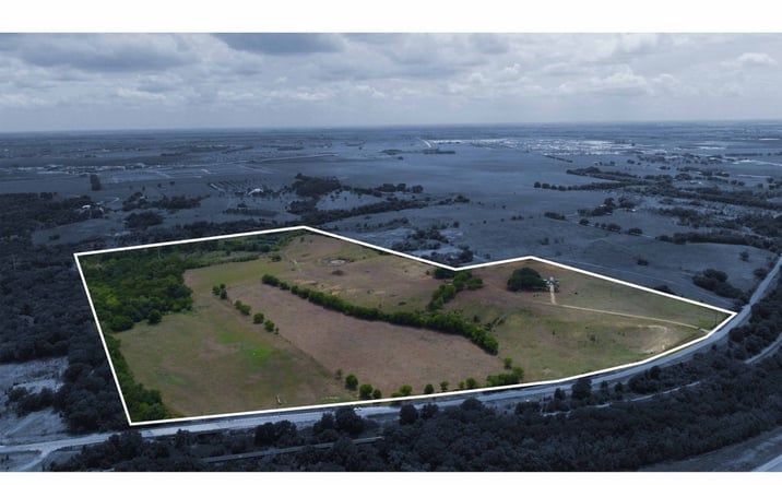 Pictures of Land property located at 850 Co Rd 403, Taylor, TX 76574 for sales - image #1
