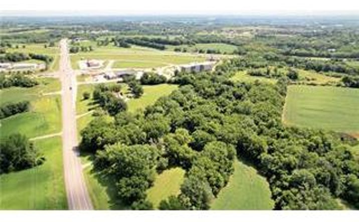 Pictures of Land, Business for Sale property located at 4411 Rochester Rd, St Joseph, MO 64506 for sales - image #1