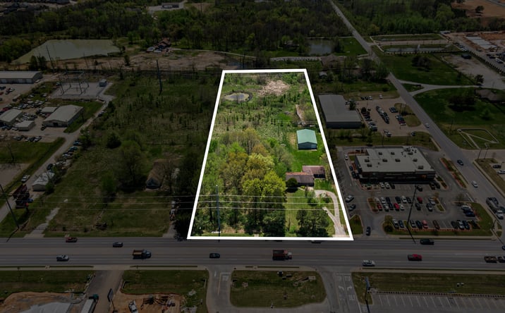 Pictures of Land property located at 3331 SW 14th St, Bentonville, AR 72712 for sales - image #1