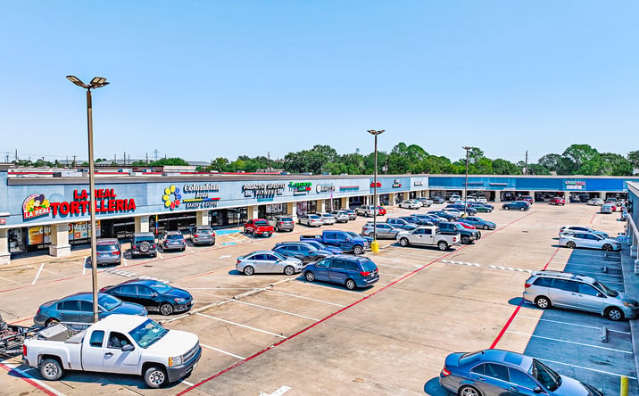 image of property at 811 S MASON RD Katy TX 77450-3877