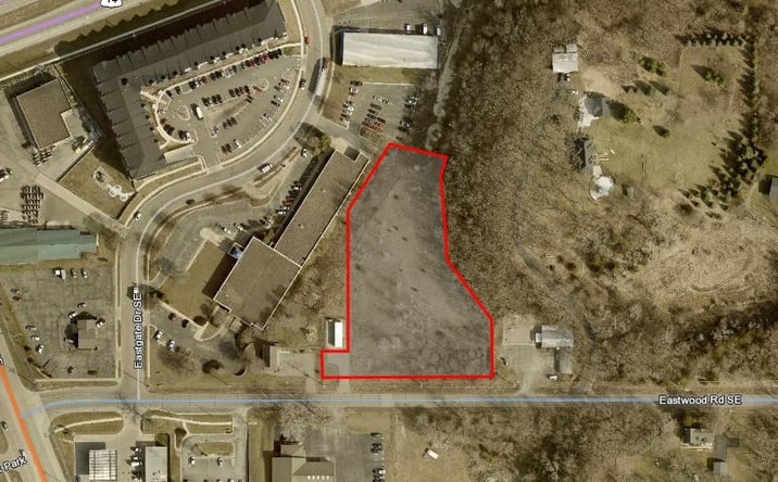Pictures of Land property located at xx Eastwood Rd SE, Rochester, MN 55904 for sales - image #1