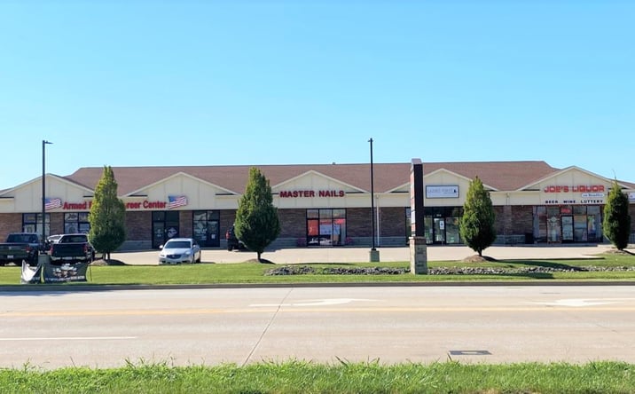 Pictures of Retail property located at 1807 W Bradley Ave, Champaign, IL 61821 for sales - image #1