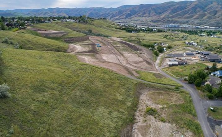 Pictures of Land property located at 1702 Bennett Hill Dr, Clarkston, WA 99403 for sales - image #1