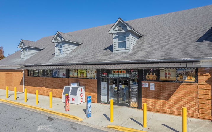 Pictures of Retail property located at 535 Maxham Rd, Lithia Springs, GA 30122 for sales - image #1