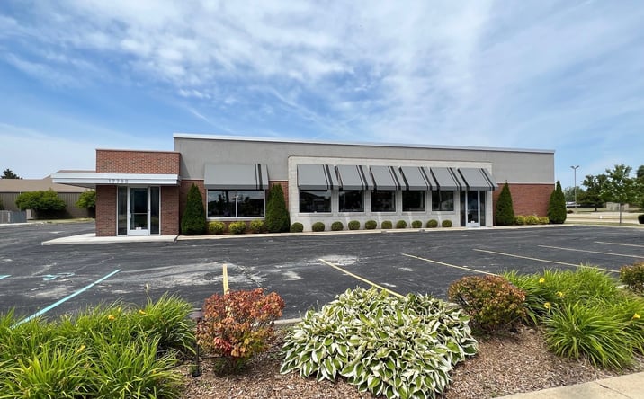 Pictures of Retail property located at 17780 Fort St, Brownstown Charter Township, MI 48193 for sales - image #1