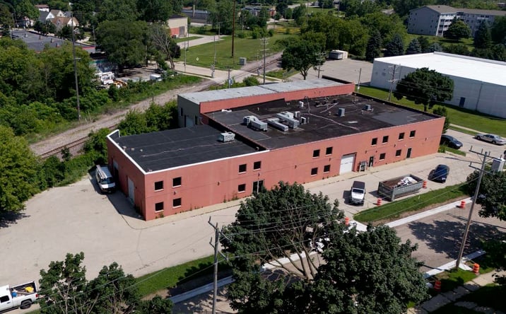 Pictures of Office, Industrial property located at 3770 S Pennsylvania Ave, Saint Francis, WI 53235 for sales - image #1