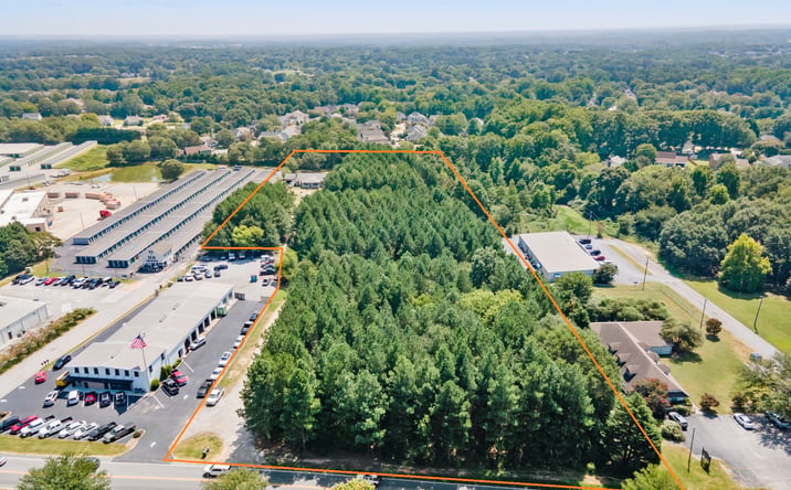 Pictures of Office, Mixed Use, Land property located at 1244 E Butler Rd, Greenville, SC 29607 for sales - image #1