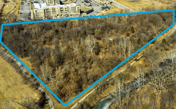 Pictures of Land property located at NWC W 135th Street & Metcalf Avenue, Overland Park, KS 66213 for sales - image #1