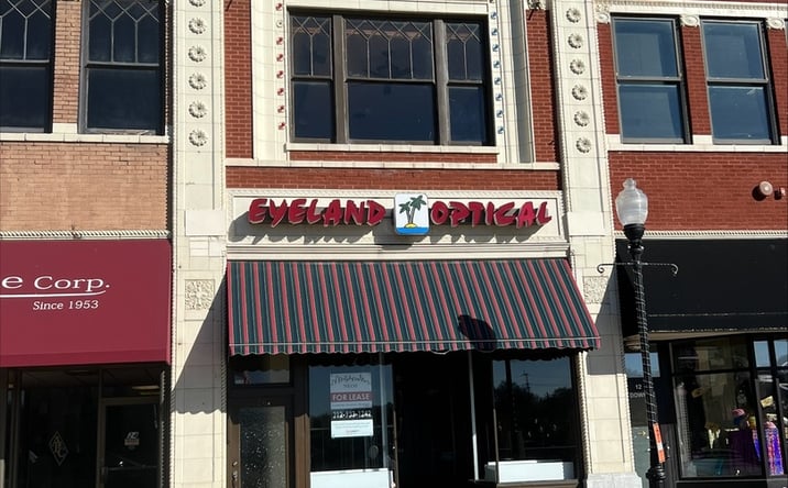 Pictures of Retail, Office, Special Purpose property located at 26 E Downer Pl, Aurora, IL 60505 for lease - image #1