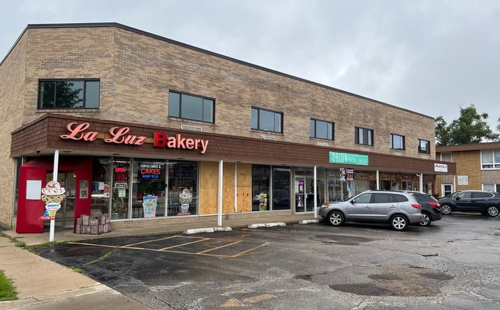 Pictures of Office, Retail, Special Purpose property located at 500 N Lake Street 1, Mundelein, IL 60060 for lease - image #1