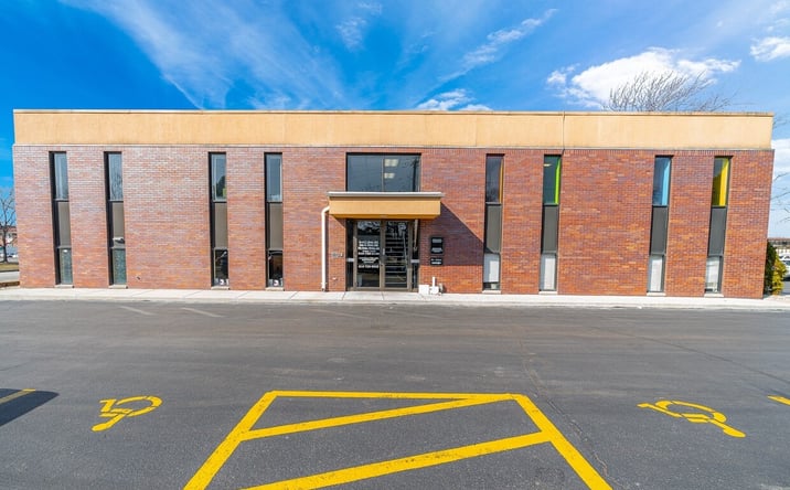 Pictures of Office property located at 1106 N Larkin Avenue B, Joliet, IL 60435 for lease - image #1