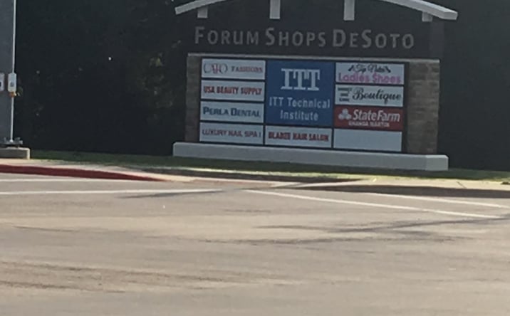 Pictures of Retail, Office, Restaurant property located at 929 W Belt Line Rd, DeSoto, TX 75115 for lease - image #1