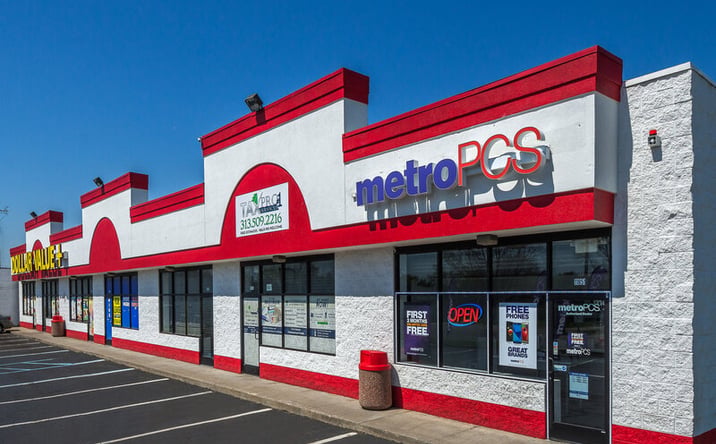 Pictures of Retail, Office property located at 11815-11851 Gratiot Ave, Detroit, MI 48213 for lease - image #1