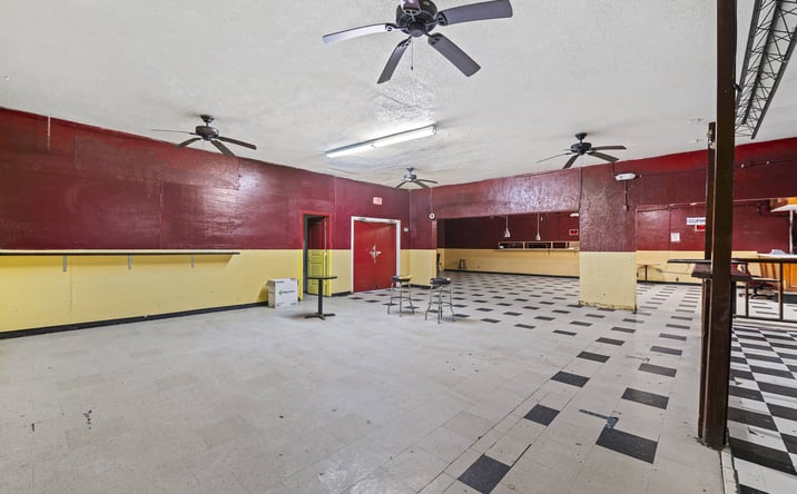 Pictures of Retail, Special Purpose property located at 8812 Jensen Dr, Houston, TX 77093 for lease - image #1