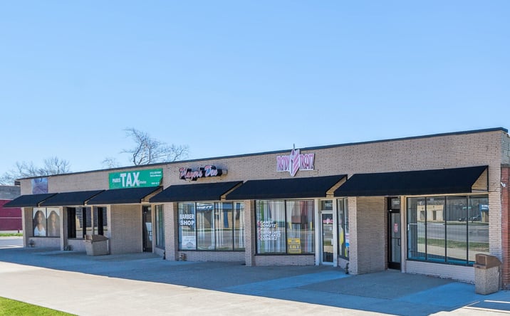 Pictures of Retail, Office property located at 18901 W Seven Mile Rd, Detroit, MI 48219 for lease - image #1