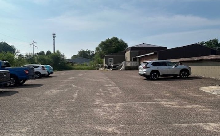 Pictures of Office property located at 206 S Roosevelt Road 119, Black River Falls, WI 54615 for lease - image #1