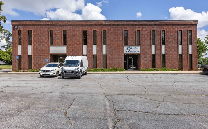 Pictures of Office property located at 361 North Marietta Pkwy NE, Marietta, GA 30060 for lease - image #1