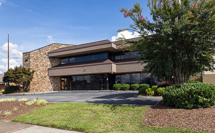 Pictures of Retail, Office property located at 110 E Mountcastle Dr, Johnson City, TN 37601 for lease - image #1