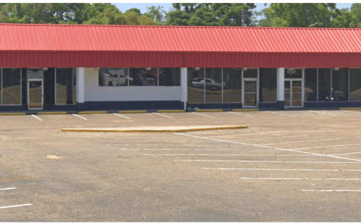 Pictures of Retail, Industrial, Special Purpose property located at 607 Pass Rd, Gulfport, MS 39501 for lease - image #1