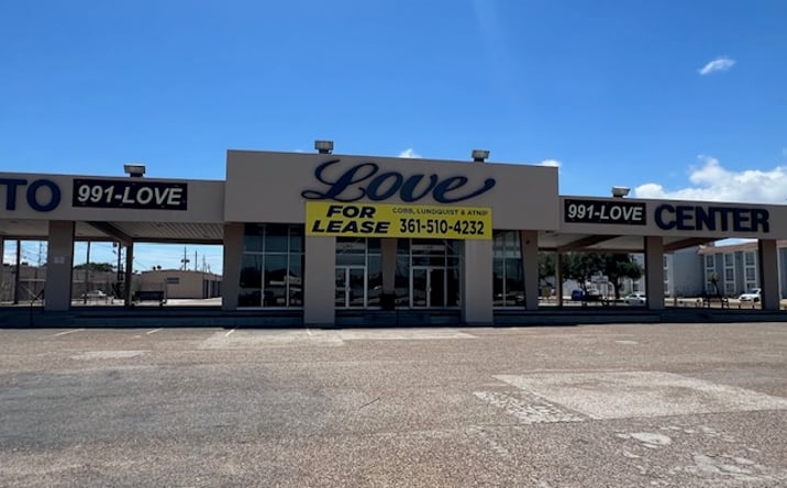 Pictures of Retail, Office, Special Purpose property located at 4401 S Padre Island Dr, Corpus Christi, TX 78411 for lease - image #1