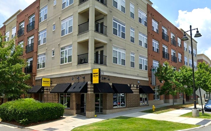 Pictures of Retail property located at 2025 Ayrsley Town Blvd, Charlotte, NC 28273 for lease - image #1