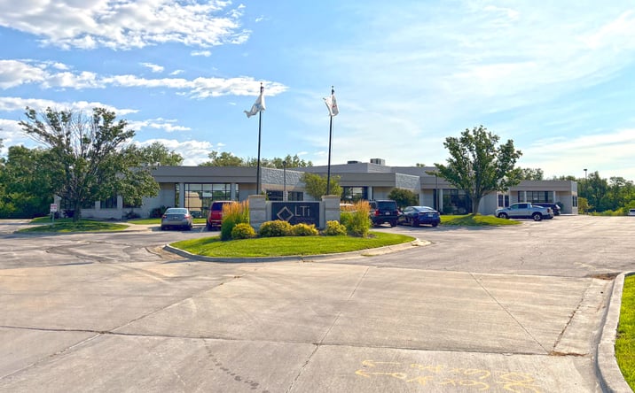 Pictures of Office property located at 4131 S 143rd Cir, Omaha, NE 68137 for lease - image #1