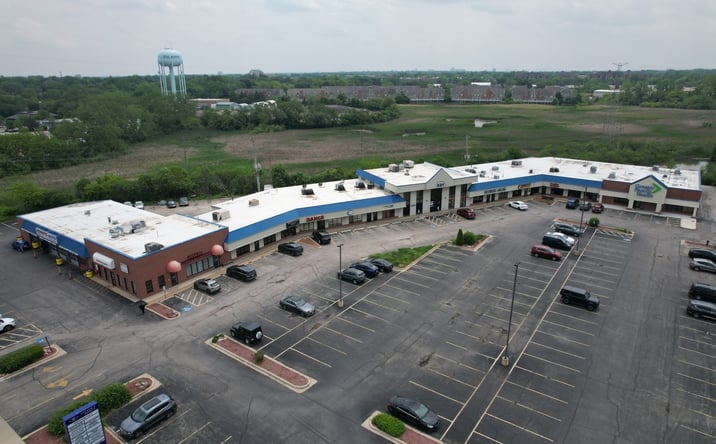 Pictures of Retail property located at 315-345 W Northwest Highway 335, Palatine, IL 60067 for lease - image #1