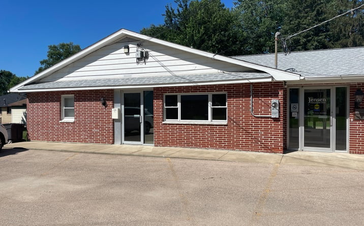 Pictures of Special Purpose property located at 2002 Suite C E 5th Street, Sterling, IL 61081 for lease - image #1