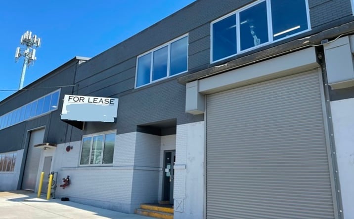 Pictures of Restaurant, Industrial property located at 4709 N Lamon Avenue, Chicago, IL 60630 for lease - image #1