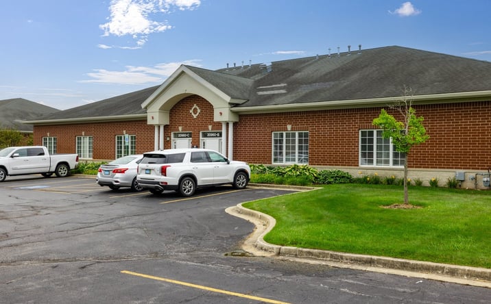 Pictures of Office property located at 20960 Frankfort Square Road B, Frankfort, IL 60423 for lease - image #1