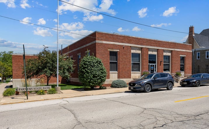 Pictures of Office property located at 1100 8th Ave, Marion, IA 52302 for lease - image #1