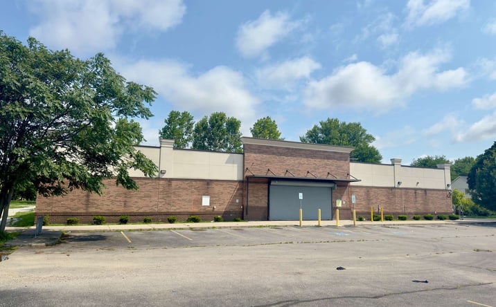 Pictures of Retail, Office property located at 324 W Bancroft St, Toledo, OH 43620 for lease - image #1
