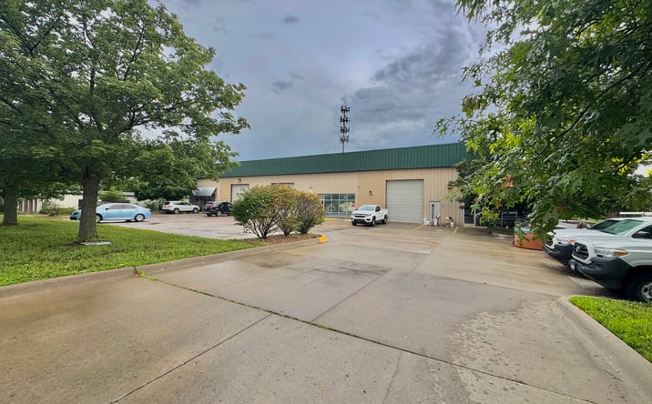 Pictures of Industrial property located at 4910 Wakarusa Ct, Lawrence, KS 66047 for lease - image #1