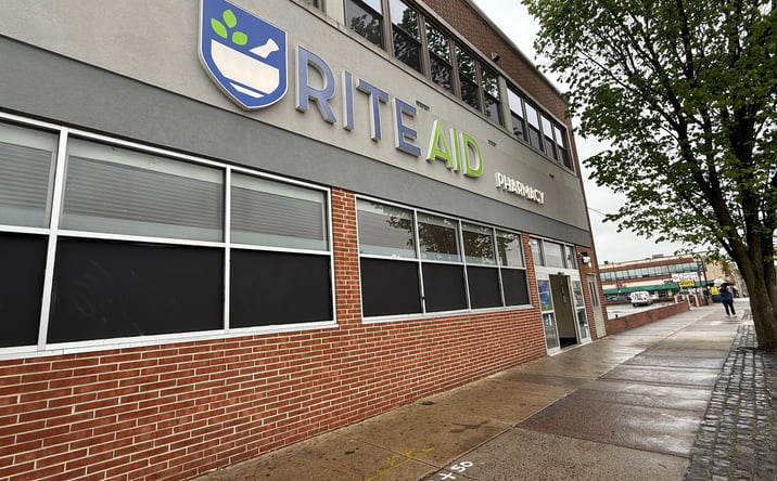 Pictures of Retail property located at 164 W Chelten Ave, Philadelphia, PA 19144 for lease - image #1