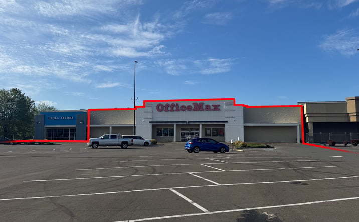 Pictures of Retail property located at 13875 SE Mill Plain Blvd, Vancouver, WA 98684 for lease - image #1