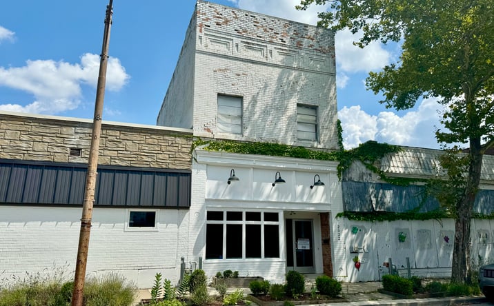 Pictures of Retail property located at 2022 Adams St, Toledo, OH 43604 for lease - image #1