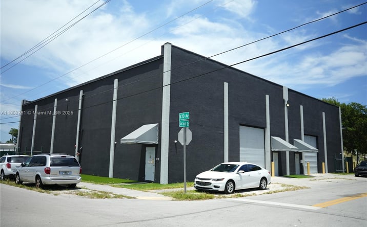 Pictures of Industrial, Retail property located at 1951 Grant St, Hollywood, FL 33020 for lease - image #1