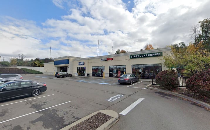Pictures of Retail property located at 2540 Vestal Pkwy E, Vestal, NY 13850 for lease - image #1