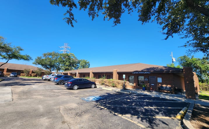 Pictures of Office, Special Purpose property located at 15055 East Fwy, Channelview, TX 77530, Channelview, US 77530 for lease - image #1