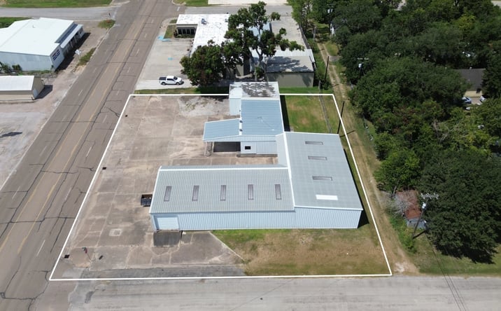 Pictures of Industrial property located at 619 E Jackson St, El Campo, TX 77437 for lease - image #1