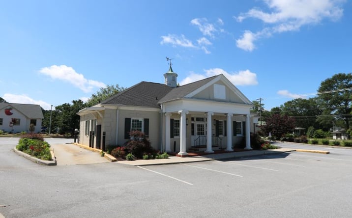 Pictures of Retail, Office property located at 305 New Neely Ferry Rd, Mauldin, SC 29662 for lease - image #1