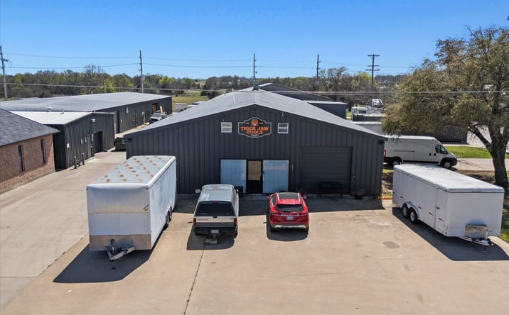Pictures of Office, Industrial property located at 901 E McDonald Dr, Pilot Point, TX 76258 for lease - image #1