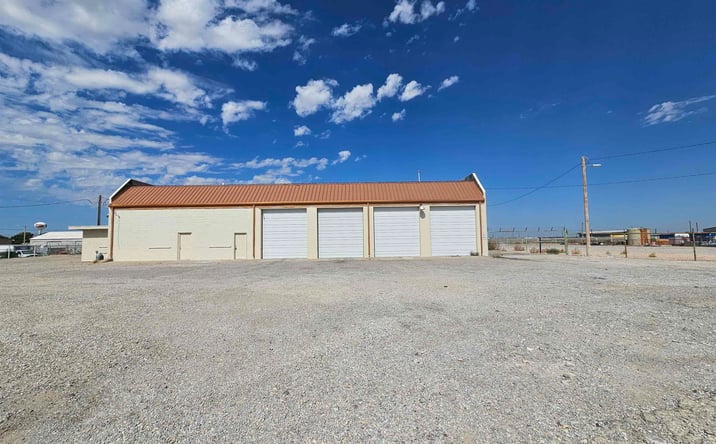 Pictures of Industrial, Office, Retail property located at 1713 N Roselawn Avenue, Artesia, NM 88210 for lease - image #1
