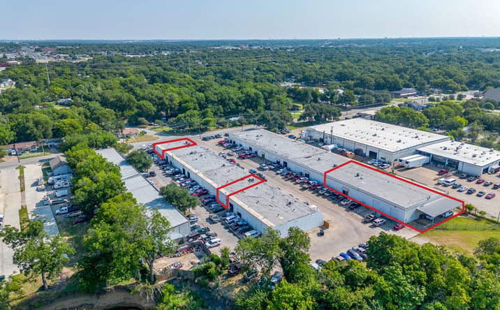 Pictures of Industrial property located at 5520 Midway Rd, Haltom City, TX 76117 for lease - image #1