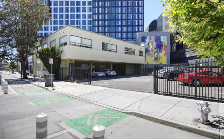 Pictures of Office property located at 295 27th St, Oakland, CA 94612 for lease - image #1