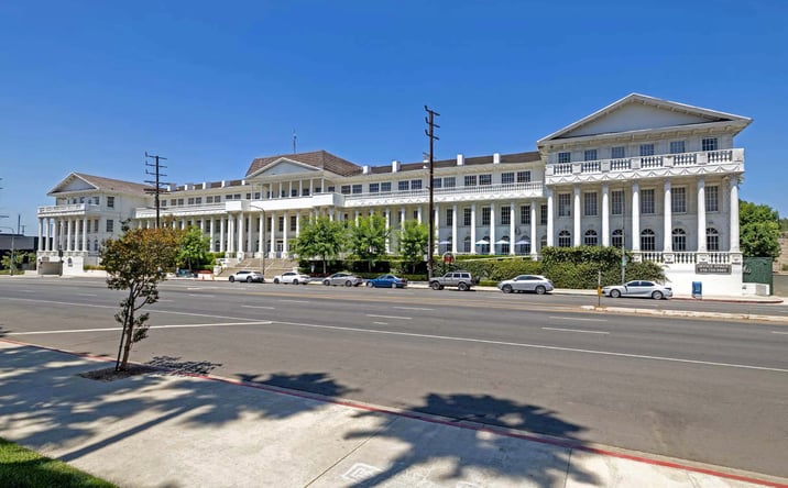 Pictures of Retail, Office property located at 20501 Ventura Boulevard, Woodland Hills, CA 91364 for lease - image #1