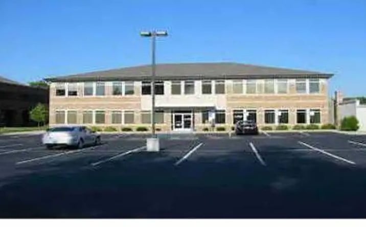 Pictures of Office property located at 2305 E Paris Ave SE, Grand Rapids, MI 49546 for lease - image #1