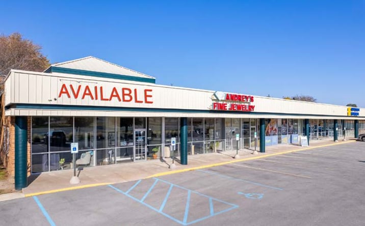 Pictures of Retail property located at N64 W24678 Main St, Sussex, WI 53089 for lease - image #1